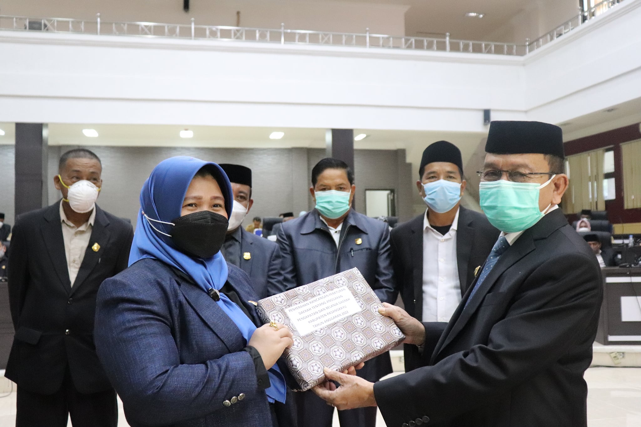 Pemkab dan DPRD Pasangkayu Mulai Bahas Ranperda APBD Tahun 2022